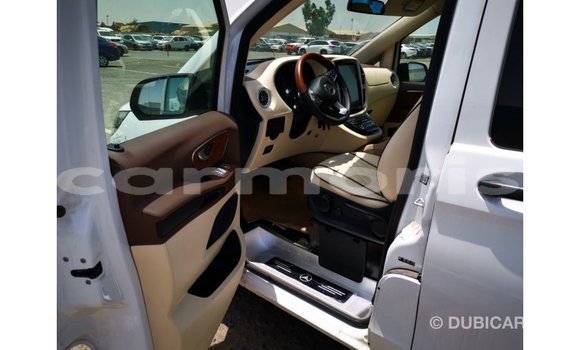 Buy Import Mercedes-Benz Vito White Car in Import - Dubai in Agalega Islands Buy Import Mercedes-Benz Vito White Car in Import - Dubai in Agalega Islands