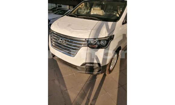 Buy Import Hyundai Accent White Car in Import - Dubai in Agalega Islands Buy Import Hyundai Accent White Car in Import - Dubai in Agalega Islands