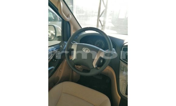 Buy Import Hyundai Accent White Car in Import - Dubai in Agalega Islands Buy Import Hyundai Accent White Car in Import - Dubai in Agalega Islands