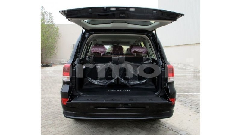 Big with watermark toyota land cruiser agalega islands import dubai 4299