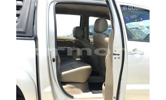 Acheter Import Voiture Toyota Hilux Autre à Import - Dubai, Îles Agalega Acheter Import Voiture Toyota Hilux Autre à Import - Dubai, Îles Agalega