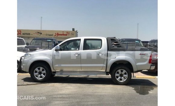 Acheter Import Voiture Toyota Hilux Autre à Import - Dubai, Îles Agalega Acheter Import Voiture Toyota Hilux Autre à Import - Dubai, Îles Agalega