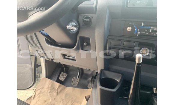 Buy Import Toyota Land Cruiser White Car in Import - Dubai in Agalega Islands Buy Import Toyota Land Cruiser White Car in Import - Dubai in Agalega Islands