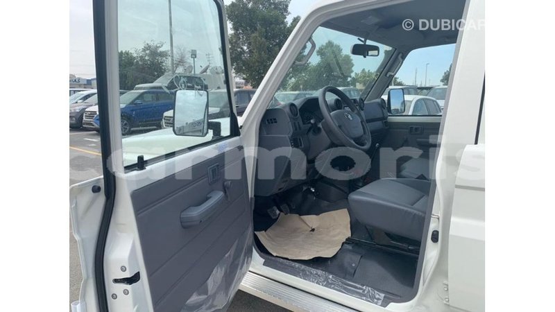 Big with watermark toyota land cruiser agalega islands import dubai 4304