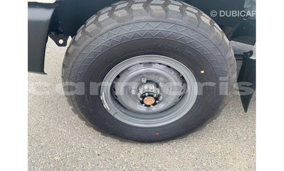 Buy Import Toyota Land Cruiser White Car in Import - Dubai in Agalega Islands Buy Import Toyota Land Cruiser White Car in Import - Dubai in Agalega Islands