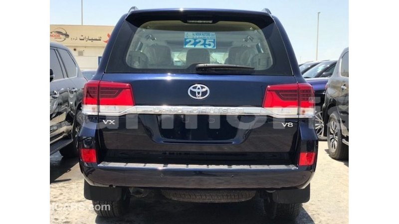 Big with watermark toyota land cruiser agalega islands import dubai 4307