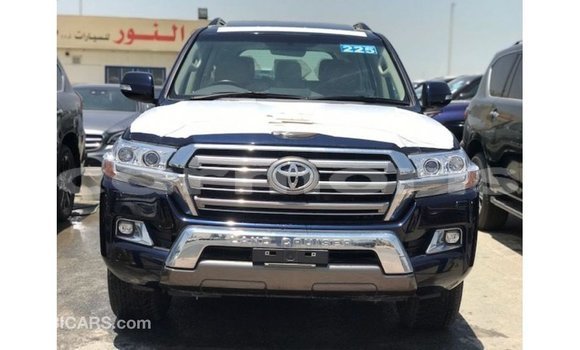 Acheter Import Voiture Toyota Land Cruiser Bleu à Import - Dubai, Îles Agalega Acheter Import Voiture Toyota Land Cruiser Bleu à Import - Dubai, Îles Agalega