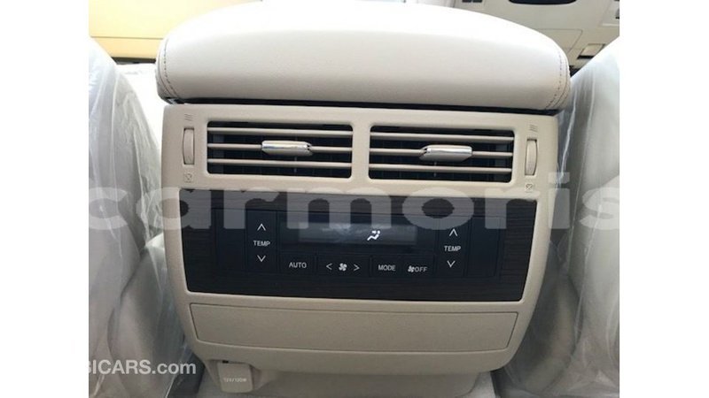 Big with watermark toyota land cruiser agalega islands import dubai 4307