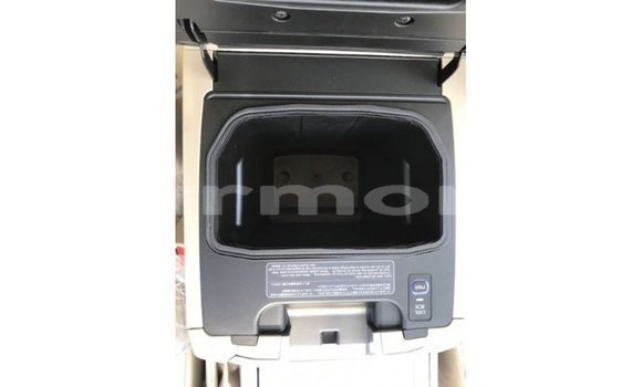 Acheter Import Voiture Toyota Land Cruiser Bleu à Import - Dubai, Îles Agalega Acheter Import Voiture Toyota Land Cruiser Bleu à Import - Dubai, Îles Agalega