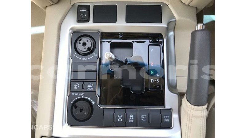 Big with watermark toyota land cruiser agalega islands import dubai 4307