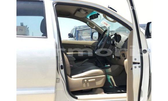 Buy Import Toyota Hilux Other Car in Import - Dubai in Agalega Islands Buy Import Toyota Hilux Other Car in Import - Dubai in Agalega Islands