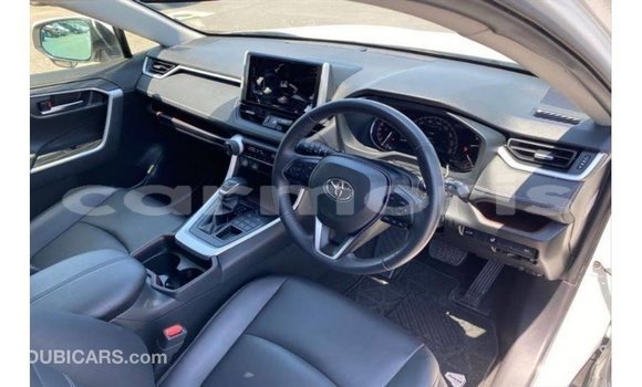 Acheter Import Utilitaire Toyota HiAce Blanc à Import - Dubai, Îles Agalega Acheter Import Utilitaire Toyota HiAce Blanc à Import - Dubai, Îles Agalega