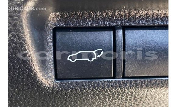 Acheter Import Utilitaire Toyota HiAce Blanc à Import - Dubai, Îles Agalega Acheter Import Utilitaire Toyota HiAce Blanc à Import - Dubai, Îles Agalega