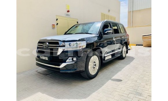 Acheter Import Voiture Toyota Land Cruiser Noir à Import - Dubai, Îles Agalega Acheter Import Voiture Toyota Land Cruiser Noir à Import - Dubai, Îles Agalega