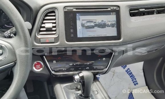 Buy Import Honda C White Bike in Import - Dubai in Agalega Islands Buy Import Honda C White Bike in Import - Dubai in Agalega Islands