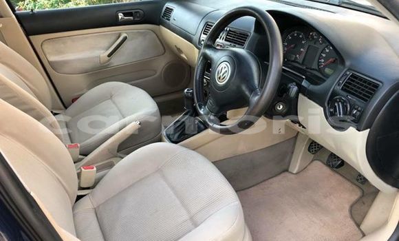 Acheter Occasion Voiture Volkswagen Bora Bleu à Vacoas–Phoenix, Plaines Wilhems District Acheter Occasion Voiture Volkswagen Bora Bleu à Vacoas–Phoenix, Plaines Wilhems District