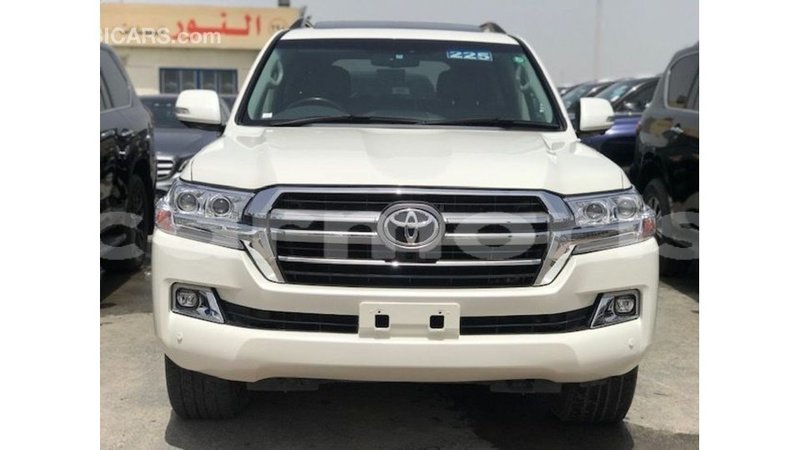 Big with watermark toyota land cruiser agalega islands import dubai 4331