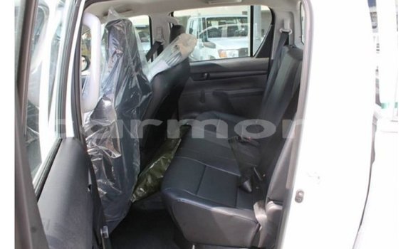 Buy Import Toyota Hilux White Car in Import - Dubai in Agalega Islands Buy Import Toyota Hilux White Car in Import - Dubai in Agalega Islands