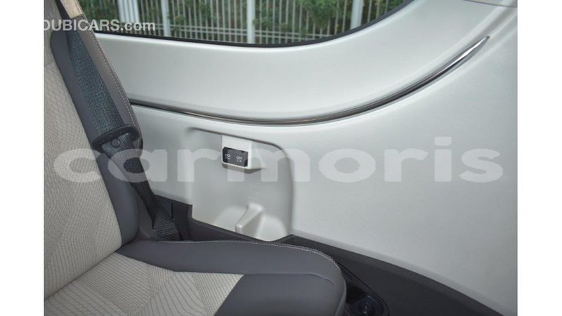 Big with watermark toyota hiace agalega islands import dubai 4367