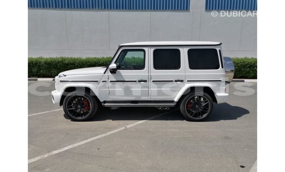 Buy Import Mercedes-Benz 190 White Car in Import - Dubai in Agalega Islands Buy Import Mercedes-Benz 190 White Car in Import - Dubai in Agalega Islands