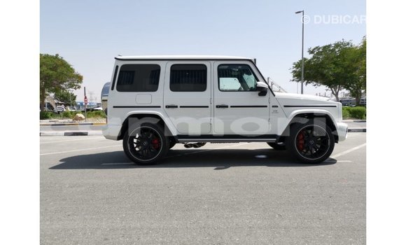 Buy Import Mercedes-Benz 190 White Car in Import - Dubai in Agalega Islands Buy Import Mercedes-Benz 190 White Car in Import - Dubai in Agalega Islands