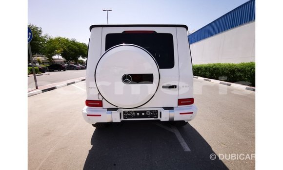 Buy Import Mercedes-Benz 190 White Car in Import - Dubai in Agalega Islands Buy Import Mercedes-Benz 190 White Car in Import - Dubai in Agalega Islands