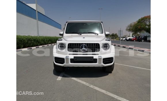 Buy Import Mercedes-Benz 190 White Car in Import - Dubai in Agalega Islands Buy Import Mercedes-Benz 190 White Car in Import - Dubai in Agalega Islands