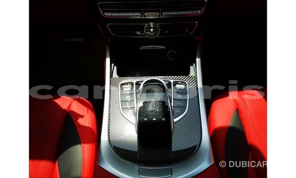 Buy Import Mercedes-Benz 190 White Car in Import - Dubai in Agalega Islands Buy Import Mercedes-Benz 190 White Car in Import - Dubai in Agalega Islands