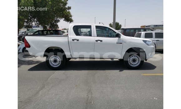 Buy Import Toyota Hilux White Car in Import - Dubai in Agalega Islands Buy Import Toyota Hilux White Car in Import - Dubai in Agalega Islands