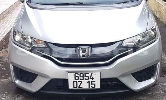 Acheter Neuf Voiture Honda fit Gris à Vacoas–Phoenix, Plaines Wilhems District Acheter Neuf Voiture Honda fit Gris à Vacoas–Phoenix, Plaines Wilhems District