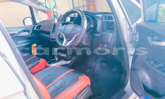 Acheter Neuf Voiture Honda fit Gris à Vacoas–Phoenix, Plaines Wilhems District Acheter Neuf Voiture Honda fit Gris à Vacoas–Phoenix, Plaines Wilhems District