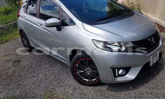 Acheter Neuf Voiture Honda fit Gris à Vacoas–Phoenix, Plaines Wilhems District Acheter Neuf Voiture Honda fit Gris à Vacoas–Phoenix, Plaines Wilhems District