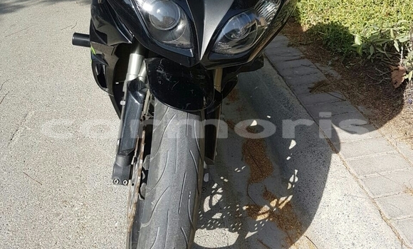 Buy Used Kawasaki Ninja Black Bike in Port Louis in Port Louis District Buy Used Kawasaki Ninja Black Bike in Port Louis in Port Louis District