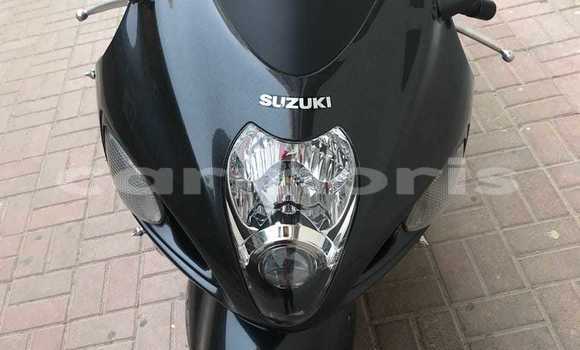 Buy Used Suzuki GSX–R Blue Bike in Port Louis in Port Louis District Buy Used Suzuki GSX–R Blue Bike in Port Louis in Port Louis District