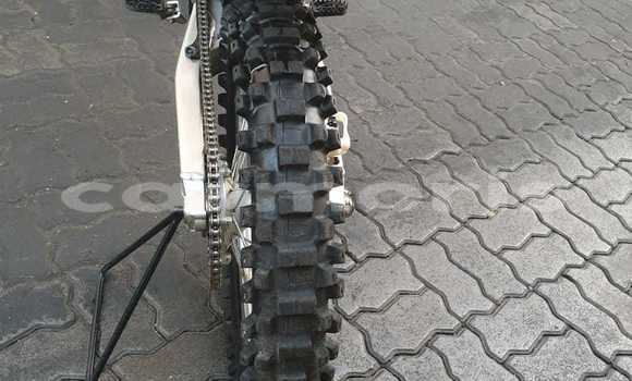 Buy Used Honda CRF Red Bike in Port Louis in Port Louis District Buy Used Honda CRF Red Bike in Port Louis in Port Louis District