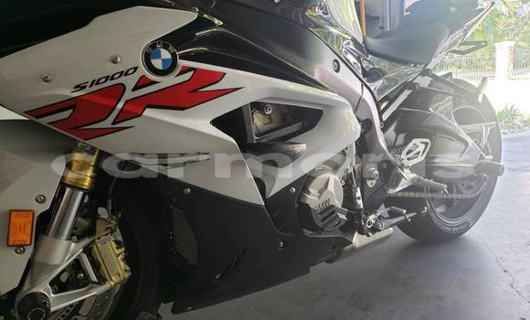 Buy New BMW R 1100 Black Bike in Albion in Black River District Buy New BMW R 1100 Black Bike in Albion in Black River District