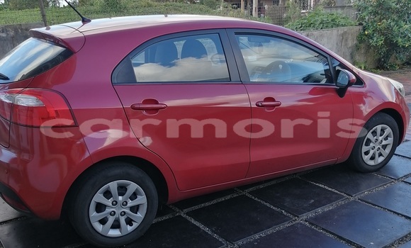 Acheter Occasion Voiture Kia Rio Rouge à Beau Bassin–Rose Hill, Plaines Wilhems District Acheter Occasion Voiture Kia Rio Rouge à Beau Bassin–Rose Hill, Plaines Wilhems District