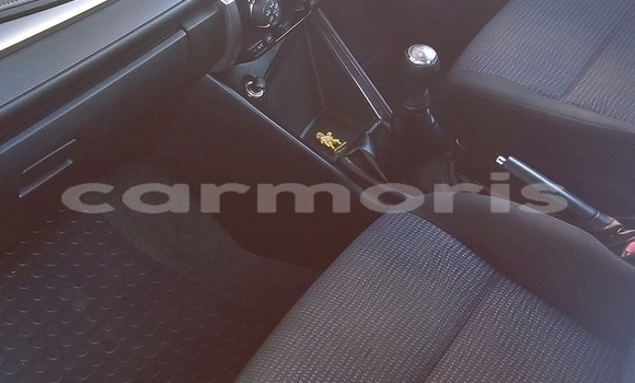 Acheter Occasion Voiture Toyota Yaris Blanc à Terre Rouge, Pamplempousses Acheter Occasion Voiture Toyota Yaris Blanc à Terre Rouge, Pamplempousses