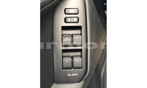 Acheter Import Voiture Toyota Prado Bleu à Import - Dubai, Îles Agalega Acheter Import Voiture Toyota Prado Bleu à Import - Dubai, Îles Agalega