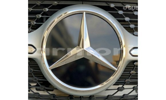 Buy Import Mercedes-Benz GLC White Car in Import - Dubai in Agalega Islands Buy Import Mercedes-Benz GLC White Car in Import - Dubai in Agalega Islands
