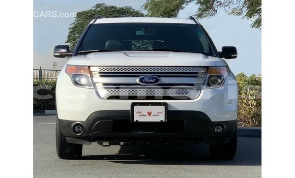 Buy Import Ford Explorer White Car in Import - Dubai in Agalega Islands Buy Import Ford Explorer White Car in Import - Dubai in Agalega Islands