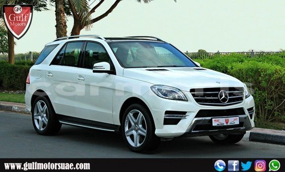 Buy Import Mercedes-Benz 190 White Car in Import - Dubai in Agalega Islands