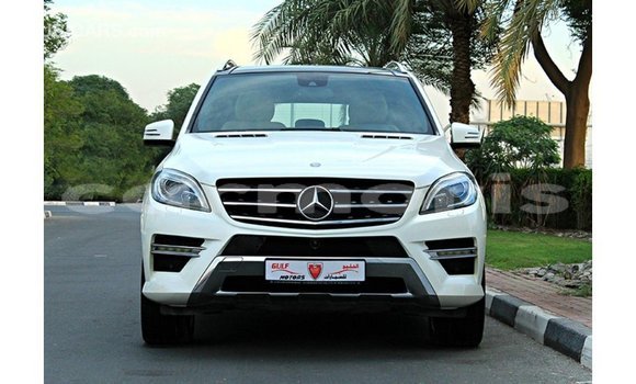 Buy Import Mercedes-Benz 190 White Car in Import - Dubai in Agalega Islands Buy Import Mercedes-Benz 190 White Car in Import - Dubai in Agalega Islands