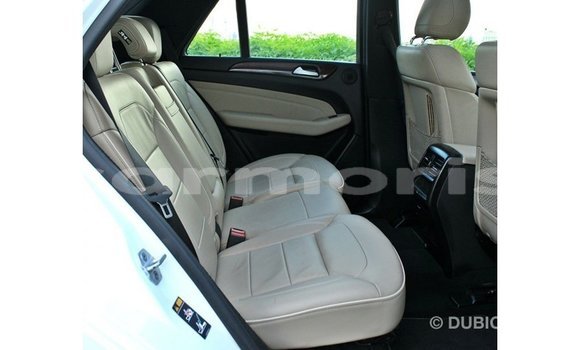 Buy Import Mercedes-Benz 190 White Car in Import - Dubai in Agalega Islands Buy Import Mercedes-Benz 190 White Car in Import - Dubai in Agalega Islands