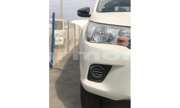 Buy Import Toyota Hilux White Car in Import - Dubai in Agalega Islands Buy Import Toyota Hilux White Car in Import - Dubai in Agalega Islands