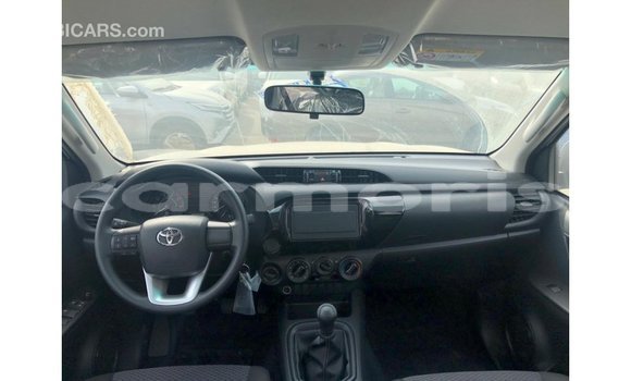 Buy Import Toyota Hilux White Car in Import - Dubai in Agalega Islands Buy Import Toyota Hilux White Car in Import - Dubai in Agalega Islands