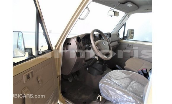 Buy Import Toyota Land Cruiser Beige Car in Import - Dubai in Agalega Islands Buy Import Toyota Land Cruiser Beige Car in Import - Dubai in Agalega Islands
