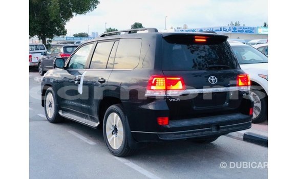 Buy Import Toyota DA Black Truck in Import - Dubai in Agalega Islands Buy Import Toyota DA Black Truck in Import - Dubai in Agalega Islands