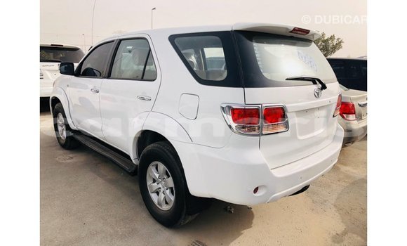 Buy Import Toyota Fortuner White Car in Import - Dubai in Agalega Islands Buy Import Toyota Fortuner White Car in Import - Dubai in Agalega Islands