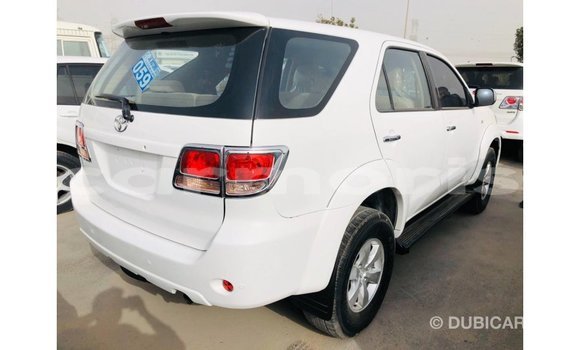 Buy Import Toyota Fortuner White Car in Import - Dubai in Agalega Islands Buy Import Toyota Fortuner White Car in Import - Dubai in Agalega Islands